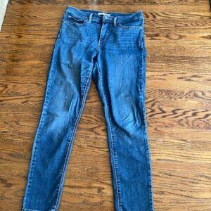 womens levi jean
